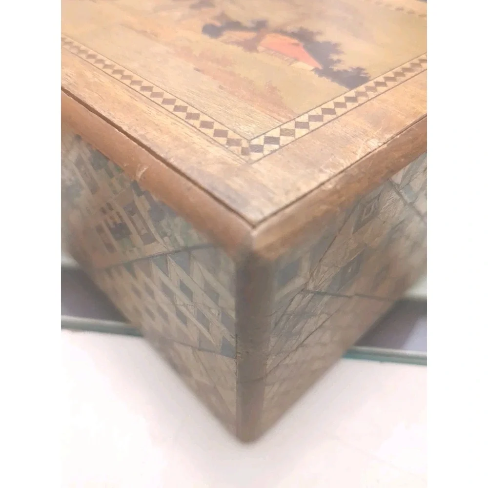 Vintage Japanese Bird Wooden Trick Box /‎ Puzzle Box (Himitsu-Bako)
